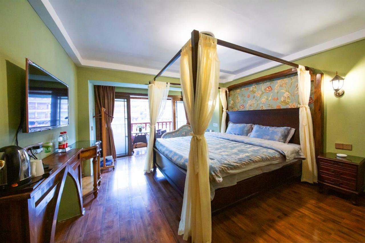 Flower Time Inn Фэнхуан Экстерьер фото